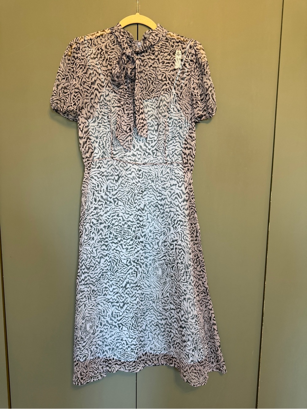 NWOT Hvn silk dress blue tiger print size 4